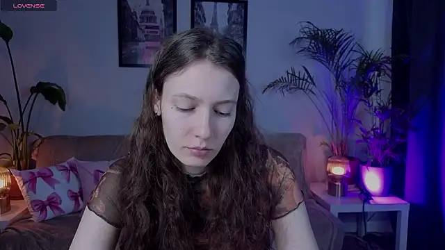 VioletaBloom online show from February 2026 07:12:01 AM