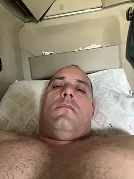 kipsy0 online show from April 2026 12:34:02 PM