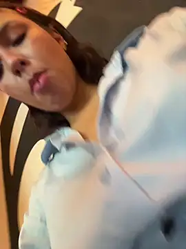 Kitty San xXx online show from June 2026 07:33:01 PM