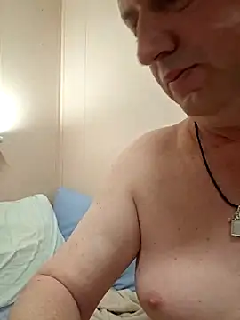 Snapshot of Artyrik79 chatting on February 2026 07:42:02 PM Artyrik79 online show from February 2026 07:42:02 PM