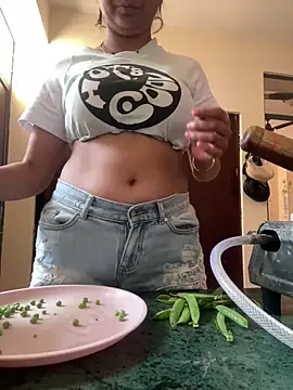 kavyababy00 online show from March 2026 06:54:02 AM