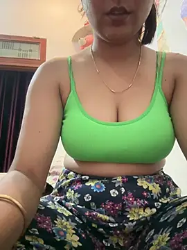 kavyababy00 online show from March 2026 04:43:01 PM