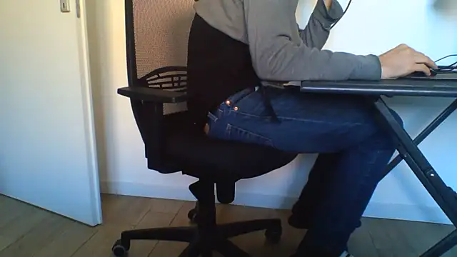 Snapshot of andre_italy chatting on March 2026 09:10:02 AM andre italy online show from March 2026 09:10:02 AM