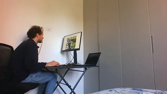 Snapshot of andre_italy chatting on April 2026 03:12:01 PM andre italy online show from April 2026 03:12:01 PM