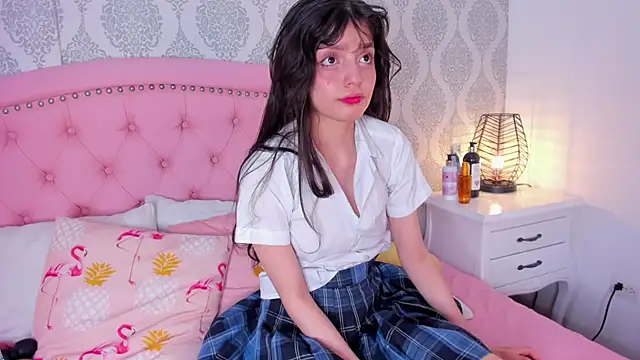 dolly kitter online show from June 2026 12:04:02 PM