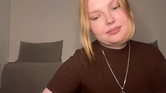 Ophelia Ritz online show from May 2026 10:59:01 PM
