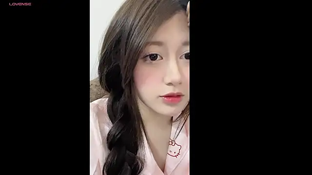 Snapshot of BaekKun chatting on February 2026 09:19:02 AM BaekKun online show from February 2026 09:19:02 AM