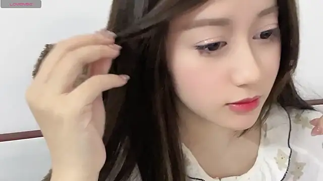 Snapshot of BaekKun chatting on February 2026 05:36:01 AM BaekKun online show from February 2026 05:36:01 AM