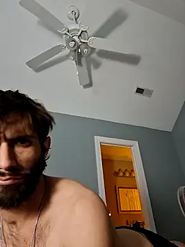 TrndSettr online show from February 2026 10:47:02 PM