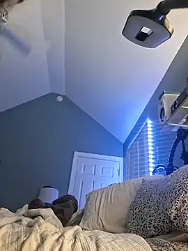 TrndSettr online show from February 2026 06:42:01 AM