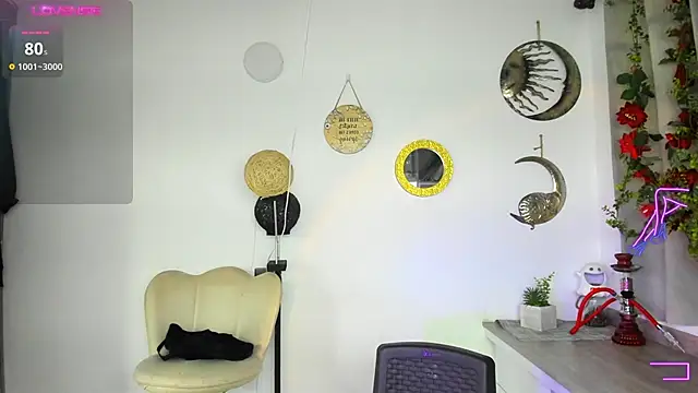 Snapshot of CristalAyala chatting on February 2026 11:58:02 PM CristalAyala online show from February 2026 11:58:02 PM