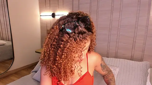 Sienna brunette online show from March 2026 12:27:02 PM