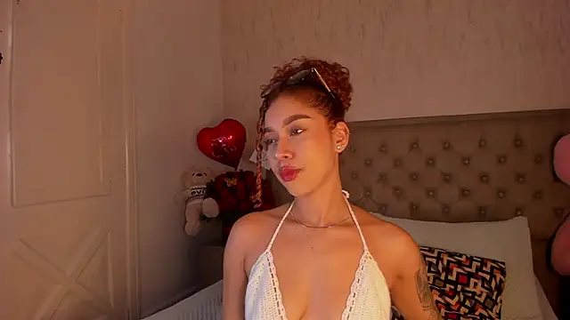 Sienna brunette online show from April 2026 12:08:02 PM
