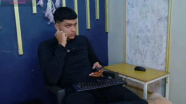 Keinner BigDick online show from July 2026 01:04:01 AM