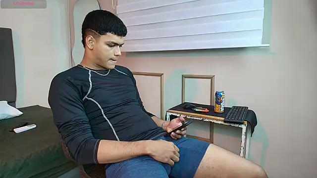 Keinner BigDick online show from July 2026 10:53:02 PM