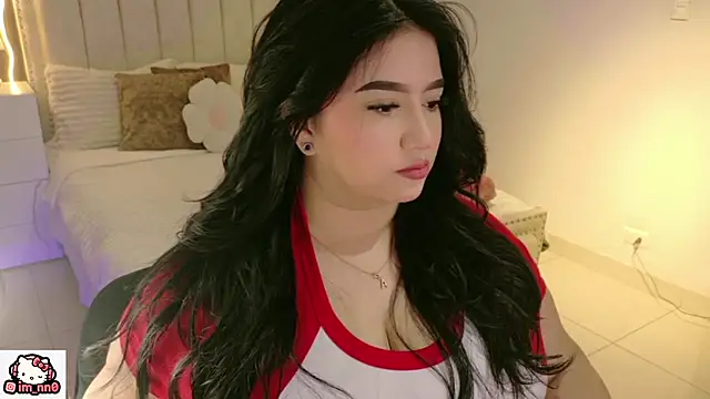 Snapshot of ninna_sweet chatting on April 2026 12:33:01 PM ninna sweet online show from April 2026 12:33:01 PM