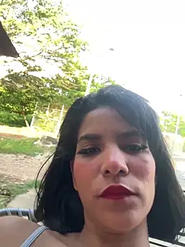 Kitty Wild 19 online show from May 2026 09:42:02 PM