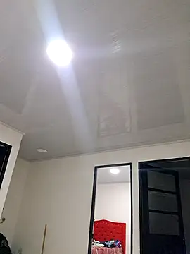 Cris18sexy online show from March 2026 03:01:01 AM