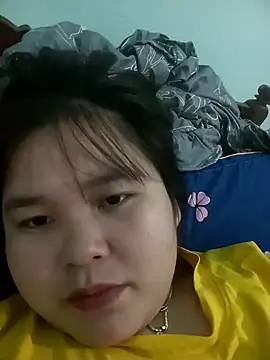 Snapshot of emlanlan chatting on February 2026 02:40:01 AM emlanlan online show from February 2026 02:40:01 AM