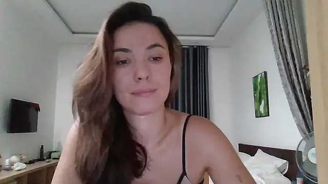 Snapshot of Dream_Petal_ chatting on June 2026 03:13:01 PM Dream Petal online show from June 2026 03:13:01 PM