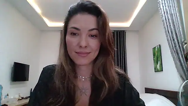 Snapshot of Dream_Petal_ chatting on July 2026 12:44:01 PM Dream Petal online show from July 2026 12:44:01 PM