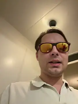 Snapshot of hottogetherNL chatting on February 2026 09:04:01 PM hottogetherNL online show from February 2026 09:04:01 PM