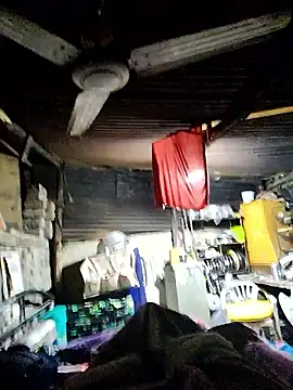 Snapshot of crazyxy12 chatting on February 2026 05:05:02 PM crazyxy12 online show from February 2026 05:05:02 PM