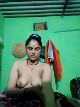 Snapshot of Miya_jaan chatting on February 2026 02:45:01 PM Miya jaan online show from February 2026 02:45:01 PM