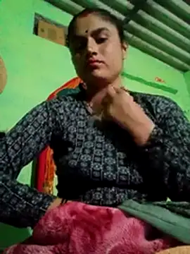 Snapshot of Miya_jaan chatting on February 2026 02:42:02 PM Miya jaan online show from February 2026 02:42:02 PM