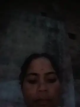 Snapshot of Sunali_Bendre chatting on July 2026 02:02:02 PM Sunali Bendre online show from July 2026 02:02:02 PM