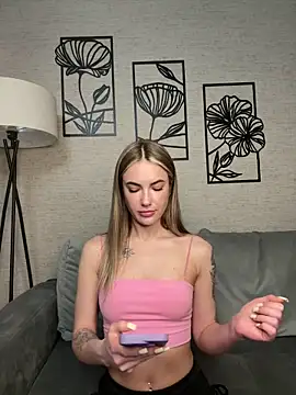 Snapshot of xXKelly_bonb0nXx chatting on March 2026 05:36:01 PM xXKelly bonb0nXx online show from March 2026 05:36:01 PM