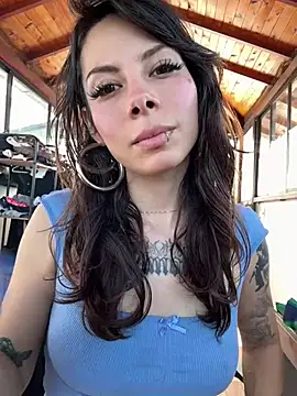 Isalove99 online show from June 2026 01:53:02 PM