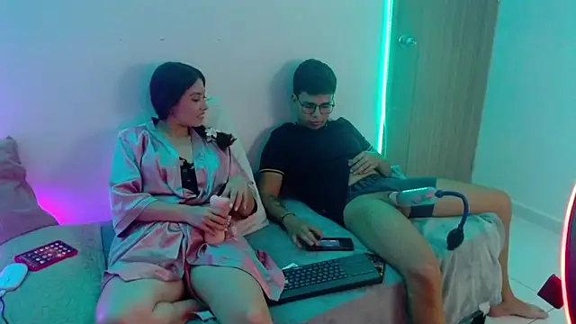 Snapshot of asuna_love20 chatting on February 2026 12:44:01 AM asuna love20 online show from February 2026 12:44:01 AM