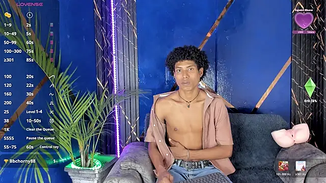 Walkers05 online show from May 2026 05:41:02 PM