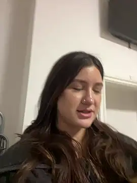 Snapshot of shyhabibi chatting on January 2026 09:35:02 PM shyhabibi online show from January 2026 09:35:02 PM