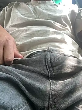 latinocalientehot online show from June 2026 11:27:02 AM