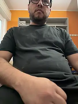 latinocalientehot online show from July 2026 08:18:02 AM