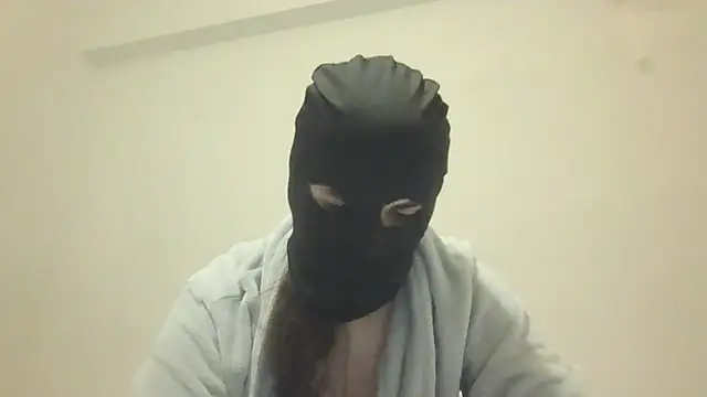 Snapshot of MissMaxime chatting on March 2026 11:09:02 PM MissMaxime online show from March 2026 11:09:02 PM