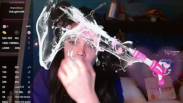 ahungkittykat online show from April 2026 03:55:01 AM