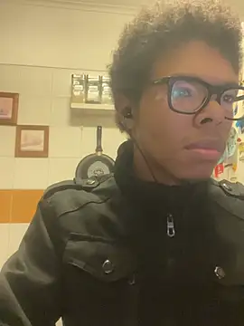 ELPikaPreta online show from February 2026 04:06:01 AM