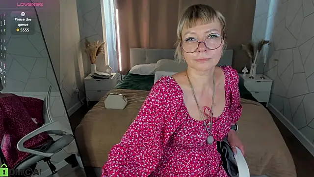 Ann Annise online show from July 2026 08:20:01 AM
