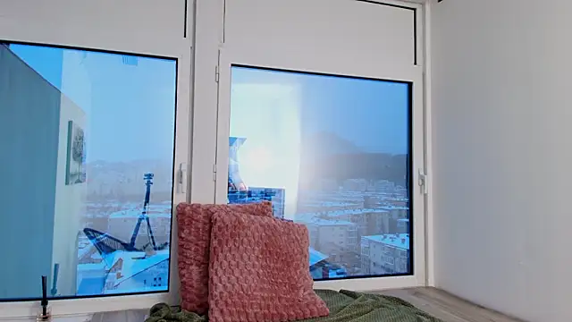 Snapshot of MissyScarlet chatting on February 2026 05:19:02 AM MissyScarlet online show from February 2026 05:19:02 AM