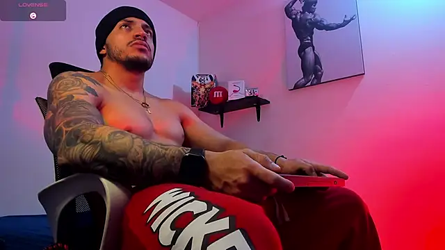 LiamReigns  online show from March 2026 08:34:02 PM