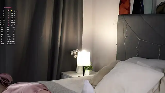 Snapshot of BlondellBolio chatting on February 2026 09:13:02 PM BlondellBolio online show from February 2026 09:13:02 PM