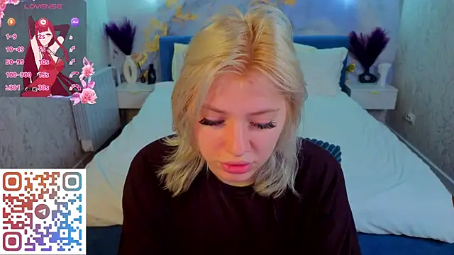 Snapshot of Kate_Krose chatting on May 2026 01:12:01 AM Kate Krose online show from May 2026 01:12:01 AM
