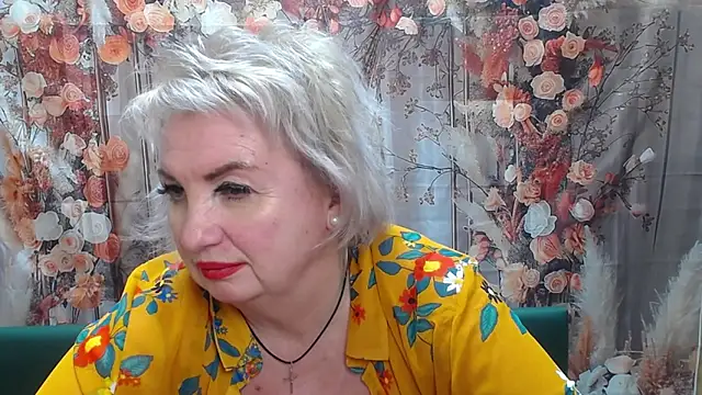 Snapshot of RenataDaster chatting on March 2026 02:15:01 AM RenataDaster online show from March 2026 02:15:01 AM