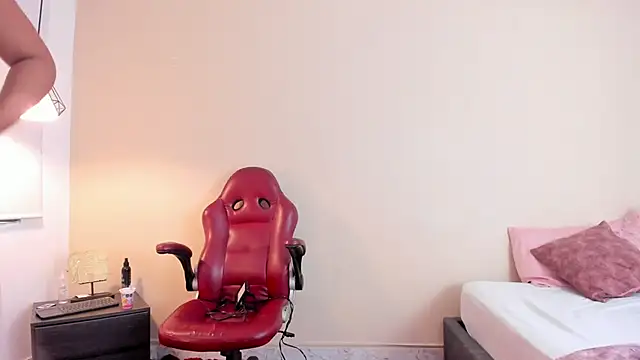 bellawild  online show from April 2026 11:54:02 AM