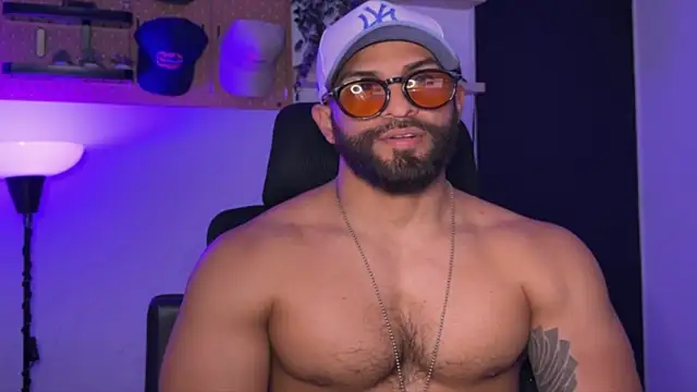 SamDornan51 online show from April 2026 04:46:01 AM