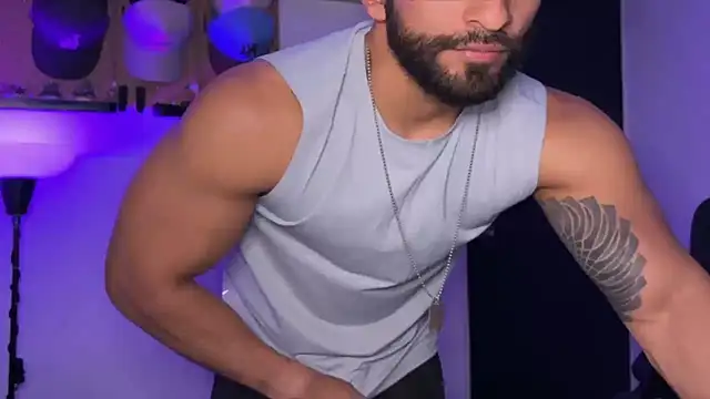 SamDornan51 online show from May 2026 01:23:01 AM
