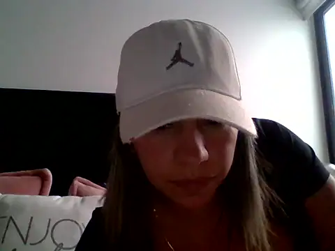 Snapshot of Ambar_Cortes chatting on February 2026 08:24:02 PM Ambar Cortes online show from February 2026 08:24:02 PM